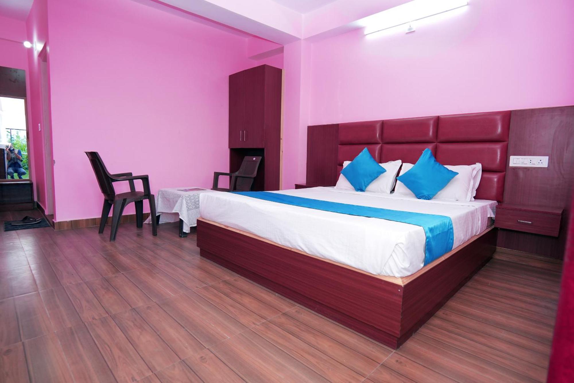 Shimla Hills Apartments 2Bhk Экстерьер фото